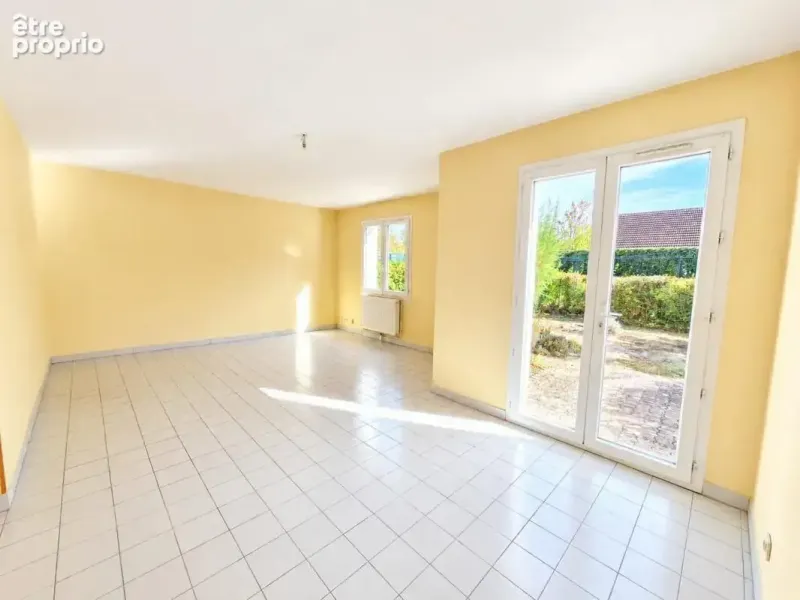 Photo Maison à Saint-Clement au prix de 178 000€