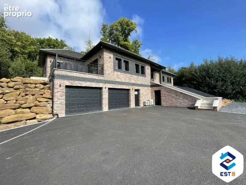 Photo Maison à Compiegne au prix de 690 000€