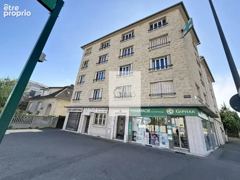 Photo Commerce à Thiais au prix de 131 000€