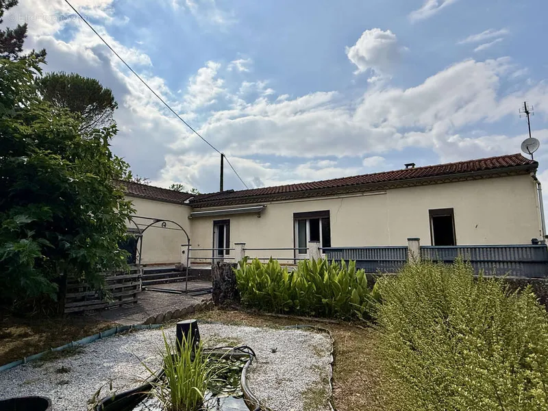Photo Maison à Cagnac-Les-Mines au prix de 145 000€