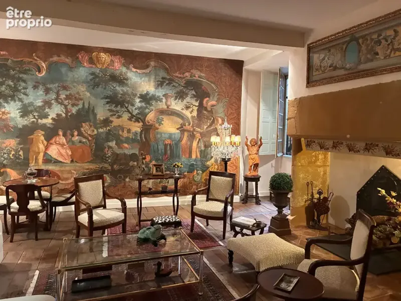 Photo Appartement à Figeac au prix de 445 000€