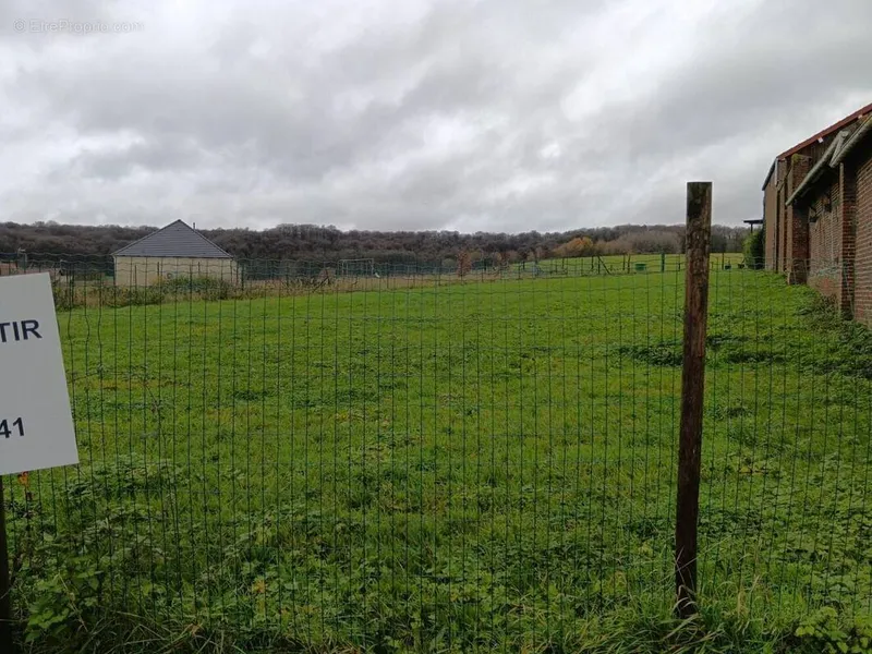 Photo Terrain à Commenchon au prix de 30 000€
