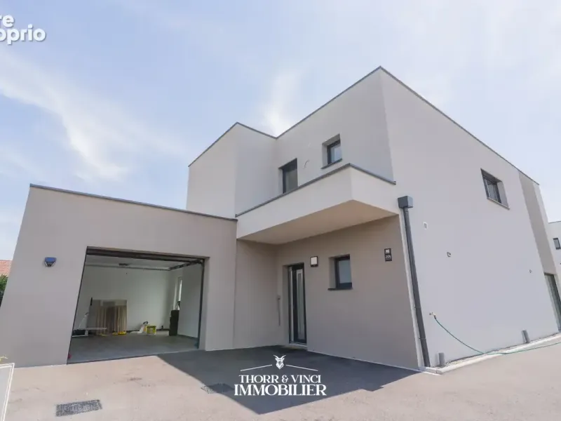 Photo Maison à Sainte-Croix-En-Plaine au prix de 440 000€
