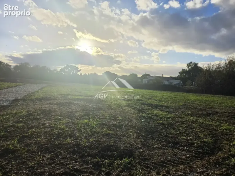 Photo Terrain à Salindres au prix de 83 000€