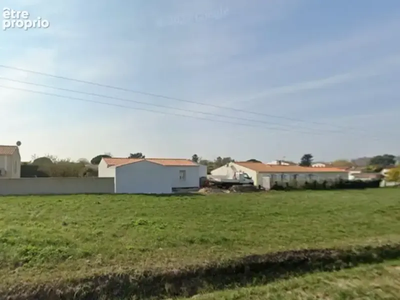 Photo Terrain à Saint-Pierre-D'oleron au prix de 129 000€