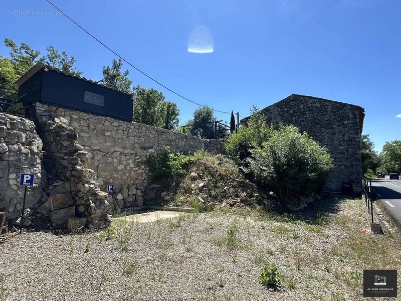 Photo Maison à Prades-Sur-Vernazobre au prix de 349 000€