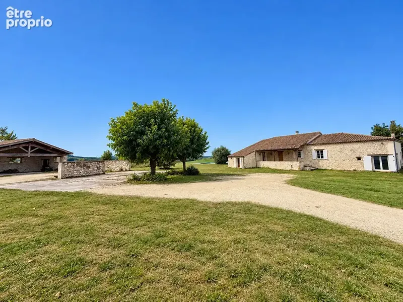 Photo Maison à Saint-Aubin au prix de 379 900€