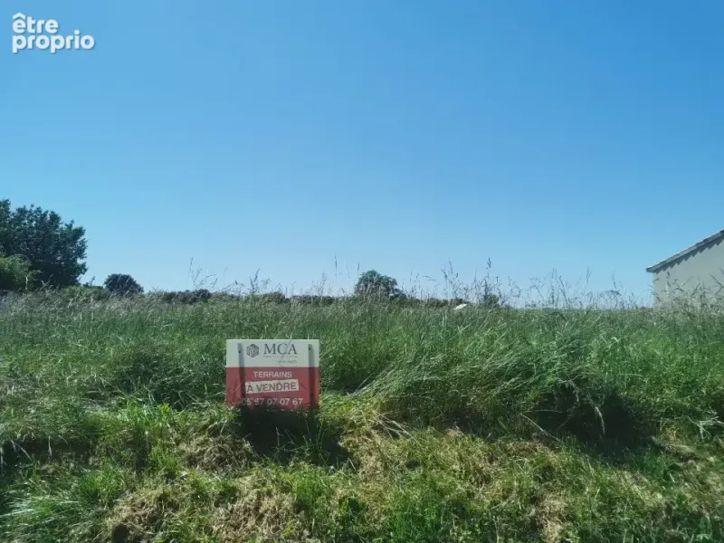Photo Terrain à Saint-Pierre-De-Mons au prix de 60 000€
