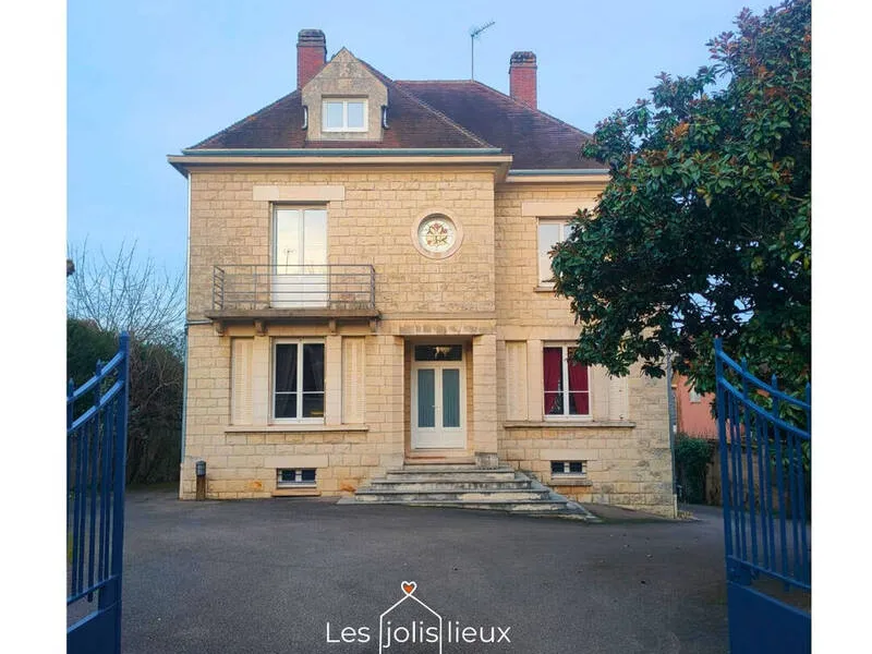 Photo Maison à Auxerre au prix de 682 500€
