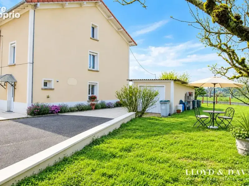 Photo Maison à Luzinay au prix de 339 000€