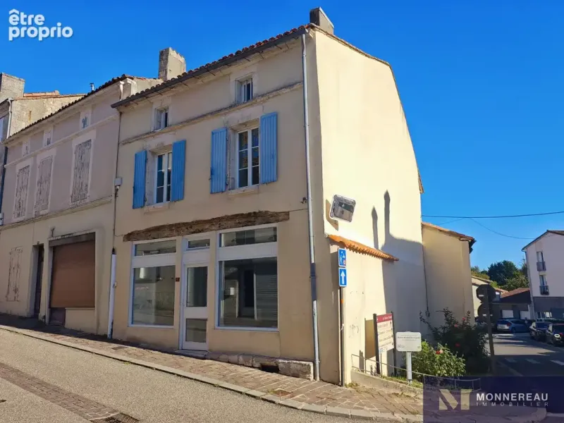 Photo Appartement à Voulgezac au prix de 98 550€