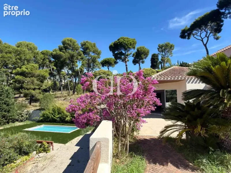 Photo Maison à Cassis au prix de 1 880 000€
