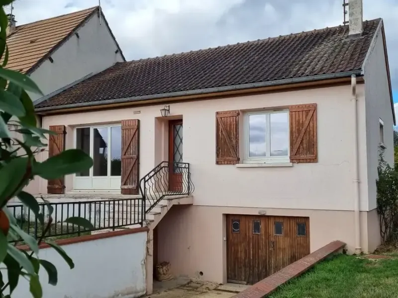 Photo Maison à Saint-Florentin au prix de 116 000€