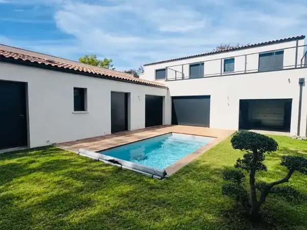 Photo Maison à La Rochelle au prix de 735 000€