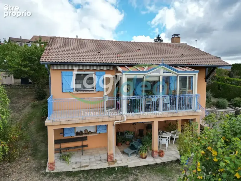 Photo Maison à Amplepuis au prix de 195 000€