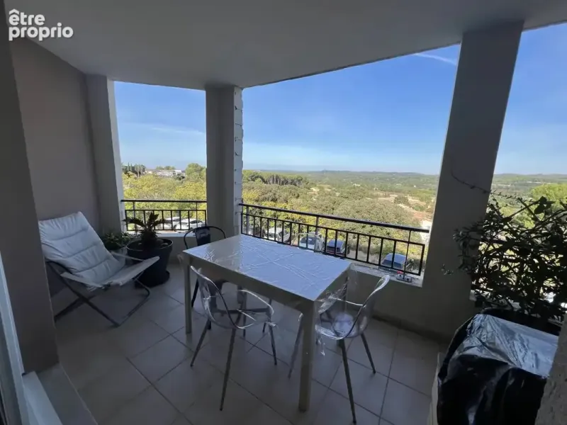 Photo Appartement à Lambesc au prix de 299 250€