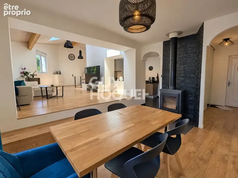 Photo Maison à Ecole-Valentin au prix de 550 000€