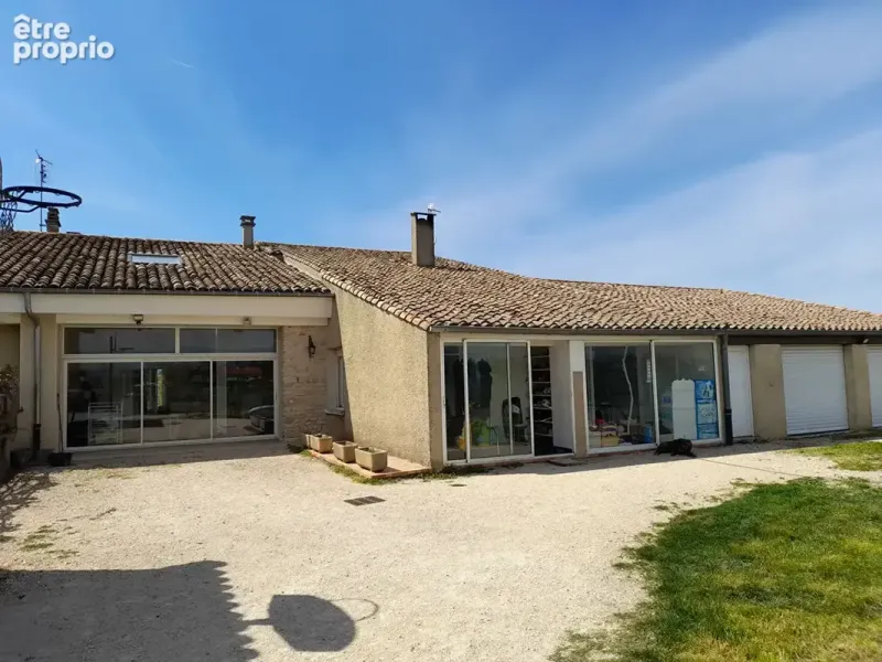 Photo Maison à Valence au prix de 449 000€