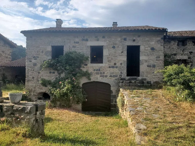 Photo Maison à Alleyras au prix de 149 000€