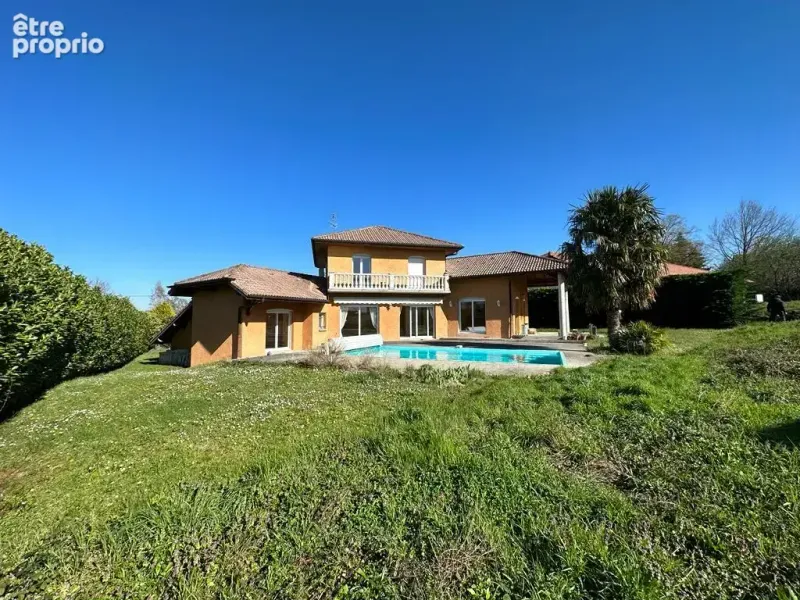Photo Maison à Messery au prix de 845 000€