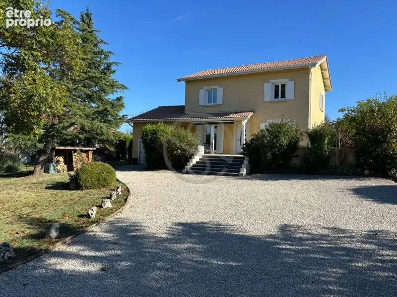 Photo Maison à Saint-Cyr au prix de 296 000€