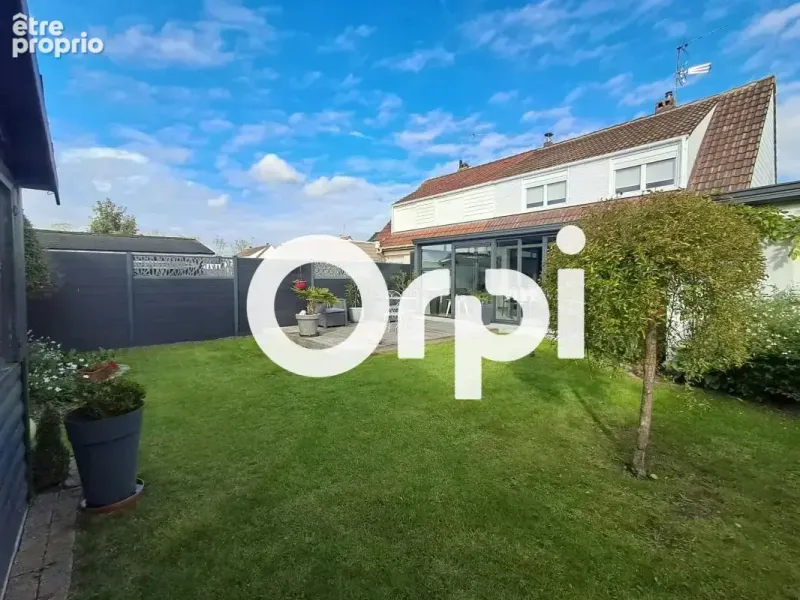Photo Maison à Armbouts-Cappel au prix de 262 500€