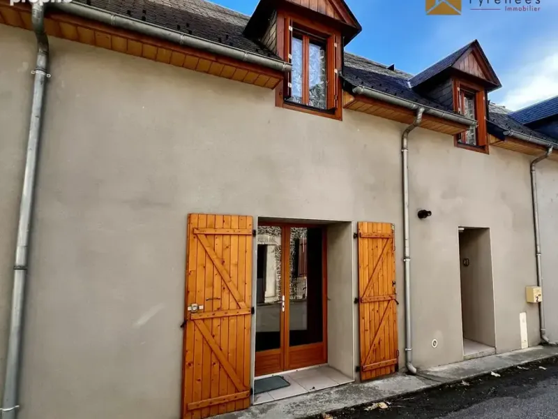 Photo Maison à Sarrancolin au prix de 118 000€
