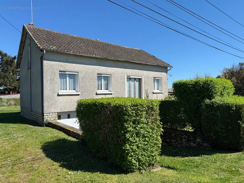 Photo Maison à Fougerolles au prix de 78 840€
