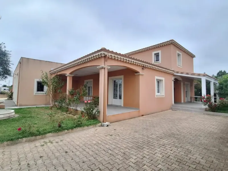 Photo Maison à Pierrelatte au prix de 399 000€
