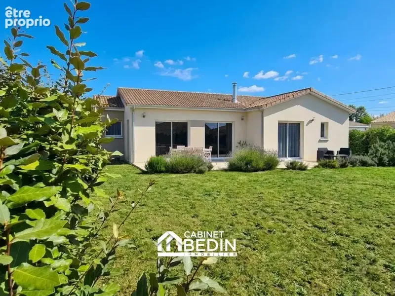 Photo Maison à Sadirac au prix de 319 000€