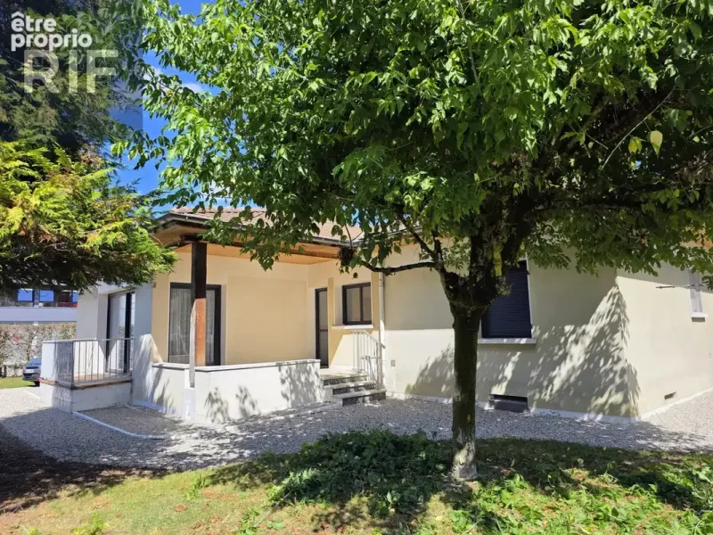 Photo Maison à La Tour-Du-Pin au prix de 299 000€