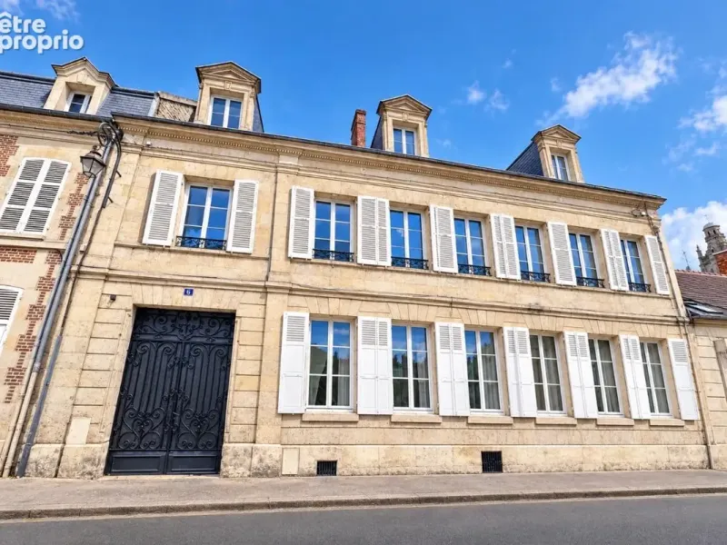 Photo Maison à Compiegne au prix de 1 315 000€