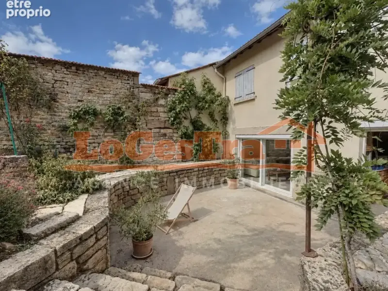 Photo Maison à Saint-Ouen-Les-Parey au prix de 168 000€