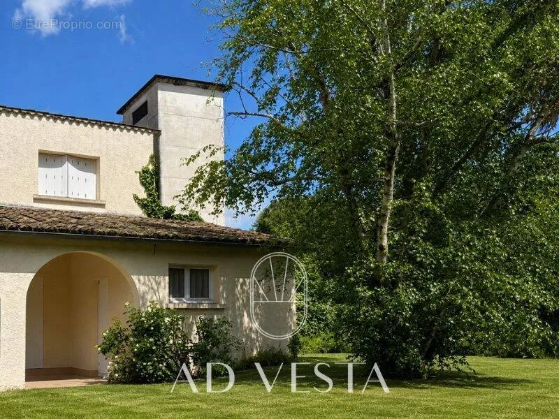 Photo Maison à Cerons au prix de 125 000€