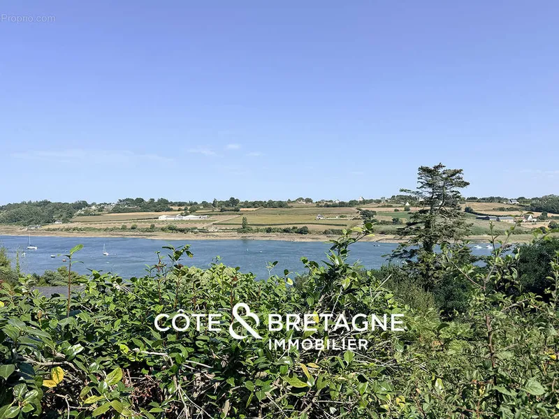 Photo Maison à Plouguiel au prix de 399 000€