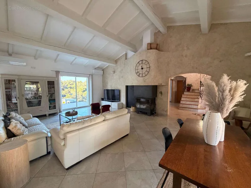 Photo Maison à Nimes au prix de 840 000€