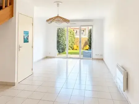 Photo Maison à Saint-Pierre-Du-Mont au prix de 147 900€