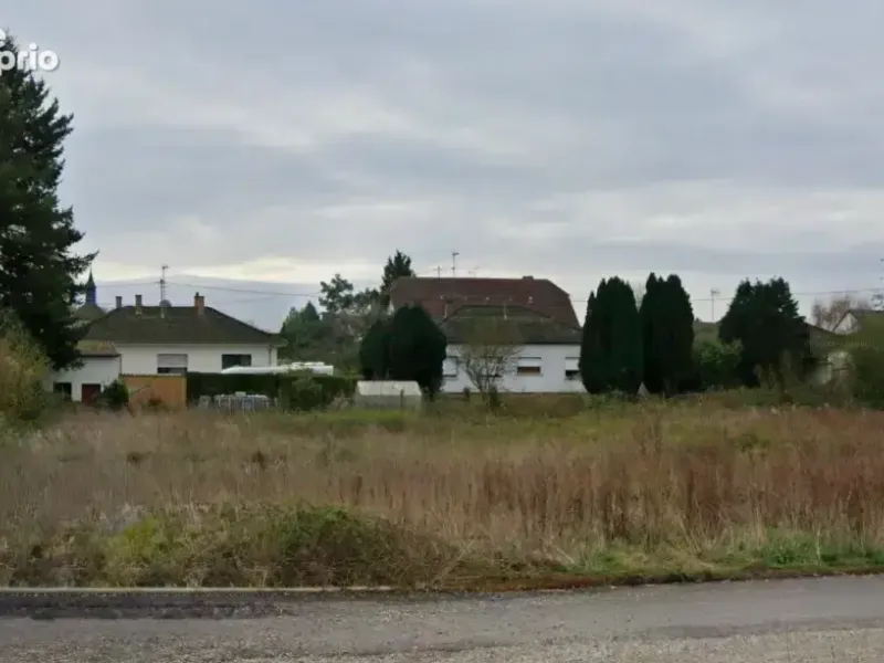Photo Terrain à Roppenheim au prix de 130 910€