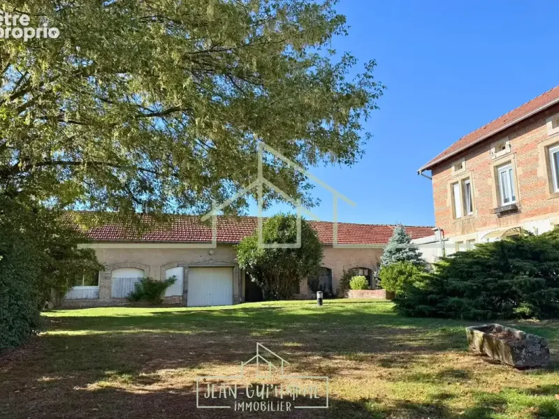 Photo Maison à Charmes au prix de 285 000€