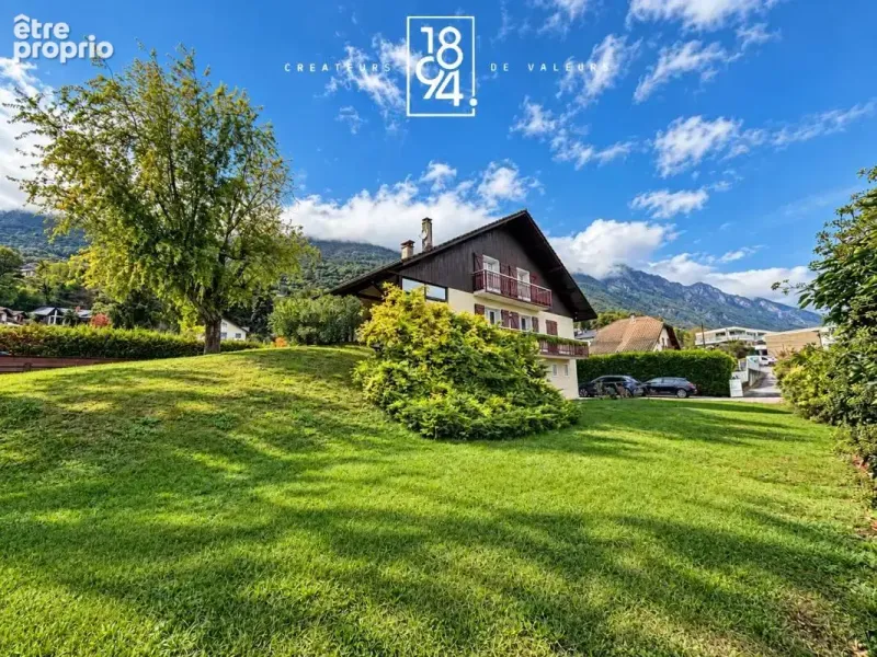 Photo Maison à Le Bourget-Du-Lac au prix de 995 000€