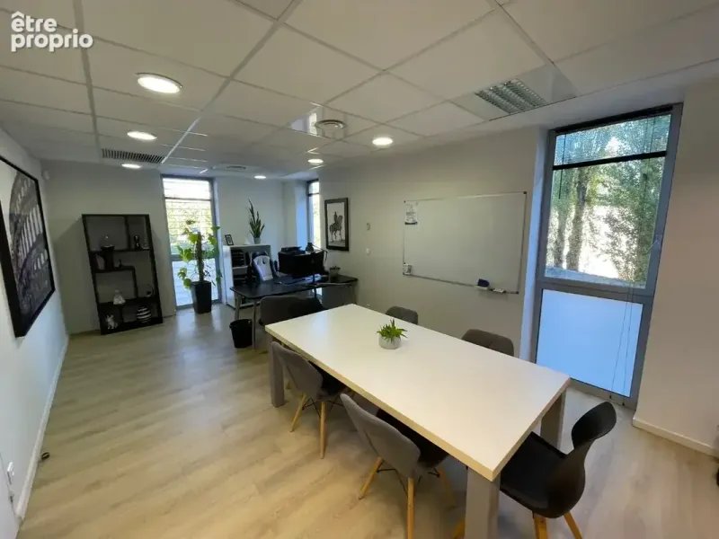 Photo Commerce à Prades-Le-Lez au prix de 79 900€