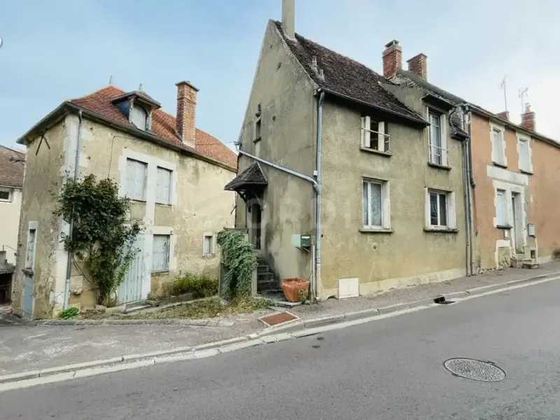Photo Maison à Fleys au prix de 34 000€