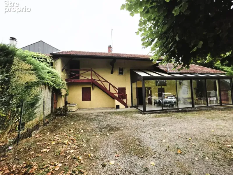Photo Maison à Saint-Jean-Sur-Veyle au prix de 140 000€