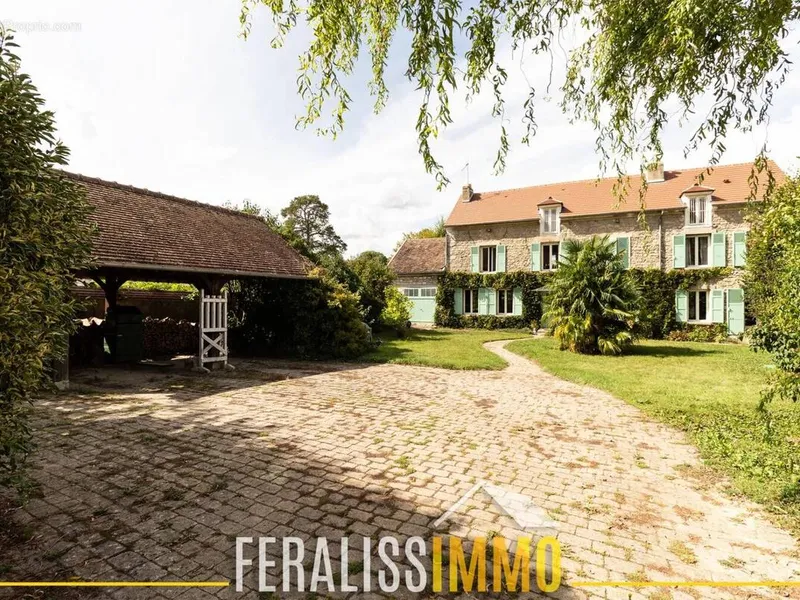 Photo Maison à Avernes au prix de 449 900€