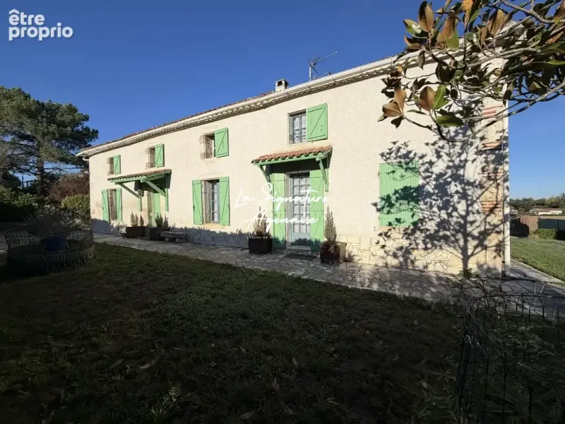 Photo Maison à Roquefort au prix de 304 000€