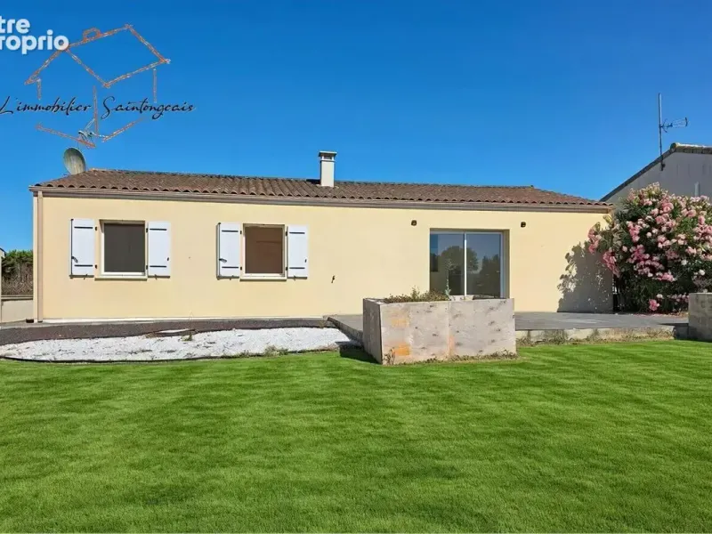 Photo Maison à Triac-Lautrait au prix de 179 900€