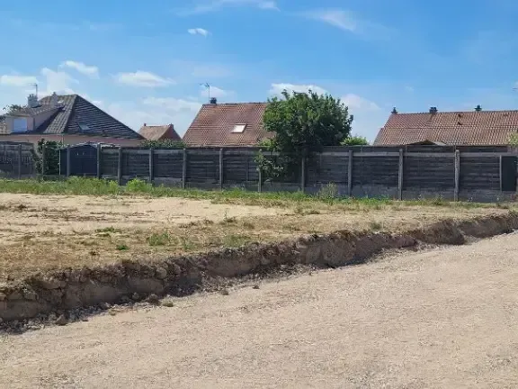 Photo Terrain à Audruicq au prix de 80 000€