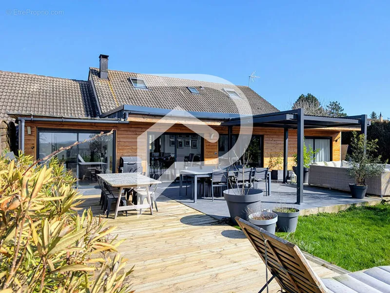 Photo Maison à Amblainville au prix de 324 900€