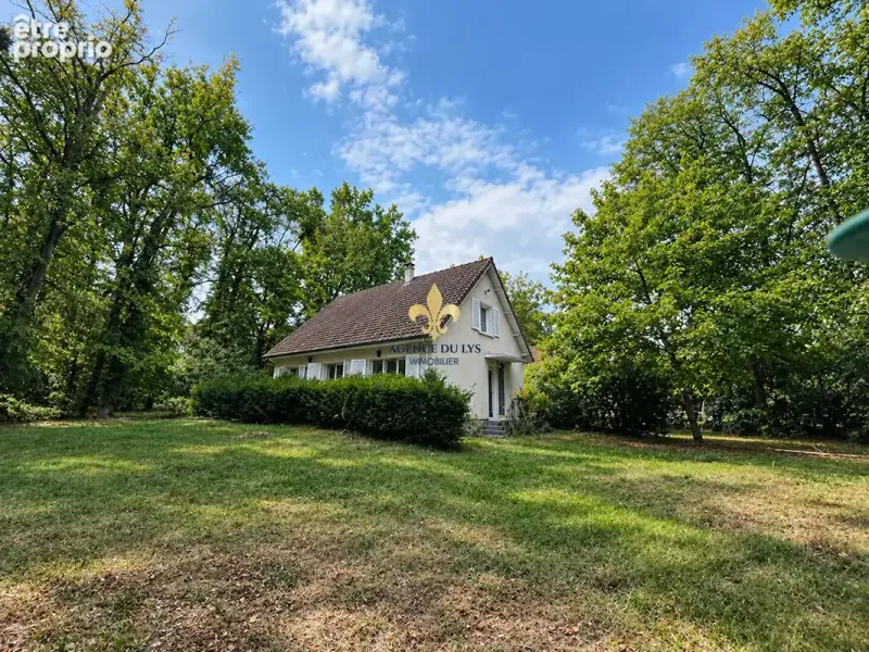 Photo Maison à Lamorlaye au prix de 605 000€