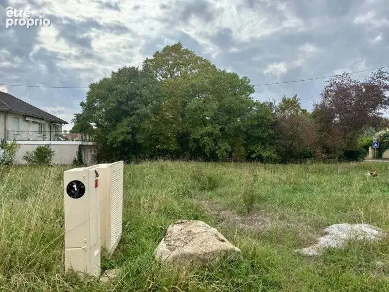 Photo Terrain à Migne-Auxances au prix de 55 900€